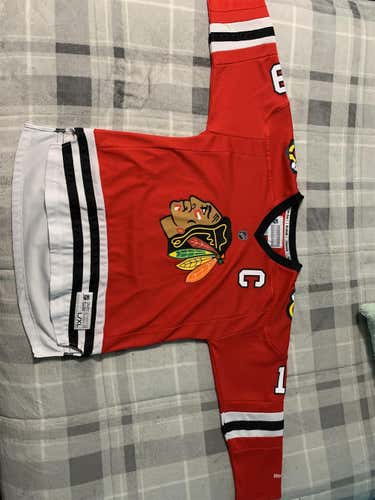 Like New Youth L/XL Jonathan Toews Jersey