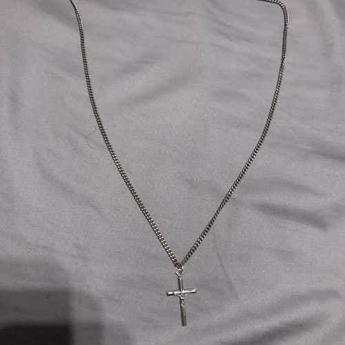 Silver Chain w/ Pendant