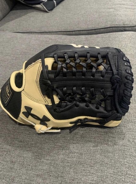 New Under Armour Right Hand Throw Infield Baseball Glove 11.75"