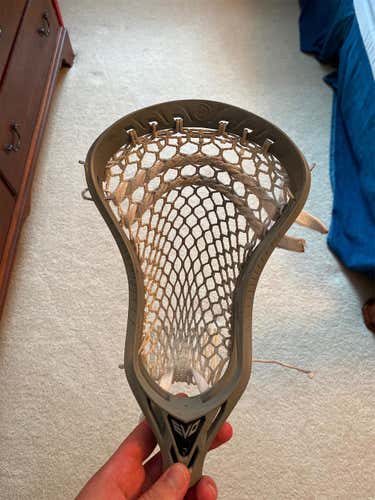 Used Strung Grey Evo 5 Head