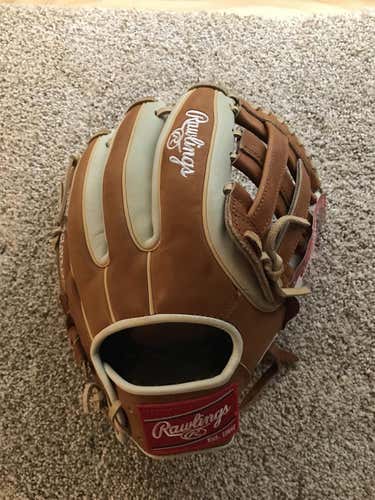 High School/College Infield Heart of the Hide 11.5" Baseball Glove - No Trades