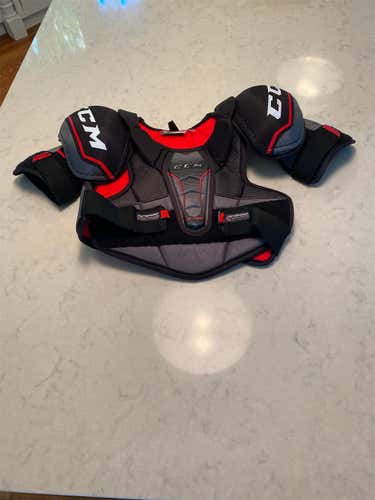 Senior Small CCM Shoulder Pads