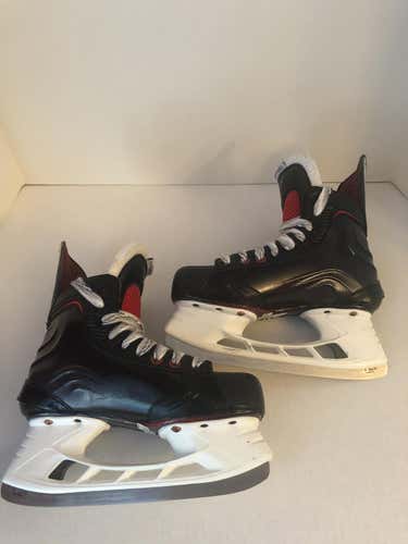 Used Junior Bauer Vapor X800 Hockey Skates Extra Wide Width Size 4