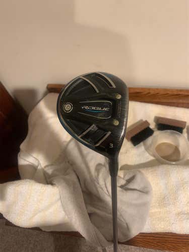 Men's Right Handed Rogue Regular Flex 3 Wood Fairway Wood