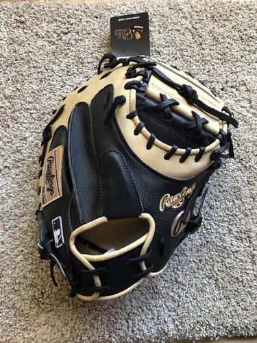 High School/College Catcher's Heart of the Hide 34" Baseball Glove - No Trades