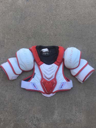Junior Medium Bauer Apx2 Shoulder Pads