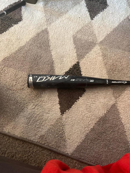 Kid Pitch (9YO-13YO) 2016 Composite Mako (-5) 26 oz 31" Bat