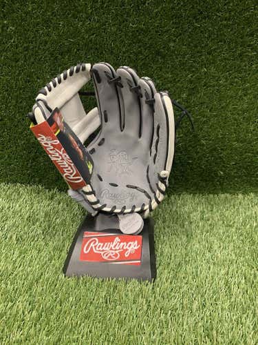 Gray High School/College Right Hand Throw Rawlings Infield Heart of The Hide Softball Glove 11.75"