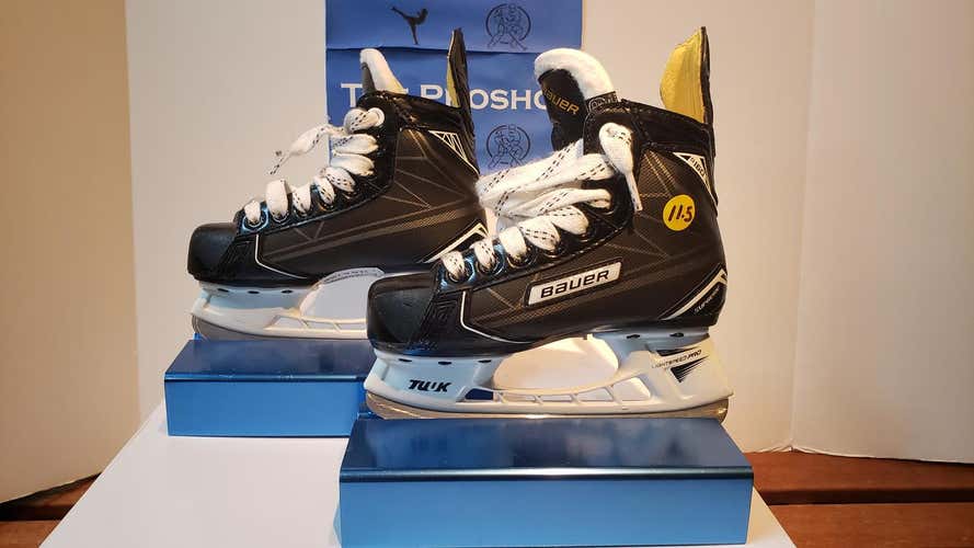 Used Youth Bauer Supreme 160 Hockey Skates Size 11.5