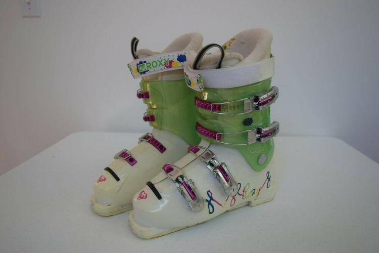 roxy ski boots