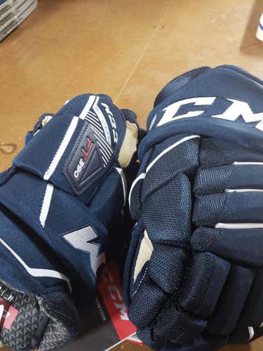 Blue New Senior CCM JetSpeed FT390 Gloves 14"