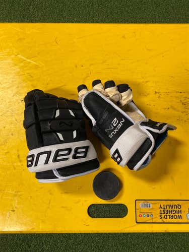 Black Senior Bauer Nexus 2N 13"  Gloves