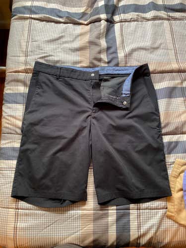 Black Men's Size 34 Nike Shorts