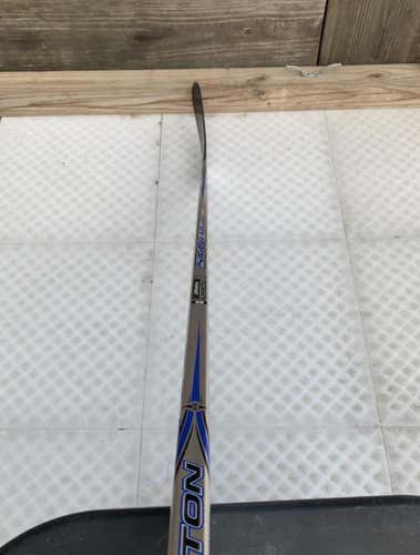 Senior Right Handed Synergy Elite Heel Pattern  Hockey Stick