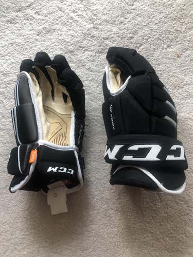 Black Senior CCM Tacks 4R2 15"  Gloves