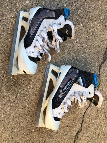 Junior Bauer Reactor 5000 Regular Width  Size 5 Hockey Goalie Skates