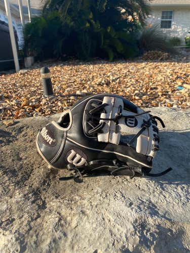 Black High School/College Infield A2000 11.25" Baseball Glove