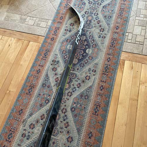 Senior Right Handed RibCor Trigger 3D PMT Mid Pattern  Hockey Stick
