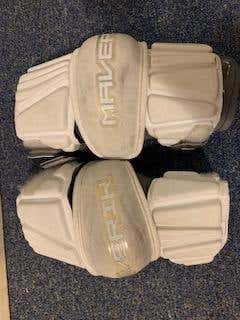 (Disinfected) Used Large Maverik Max Arm Pads