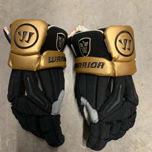 Black Used Player's Warrior Burn 13" Lacrosse Gloves