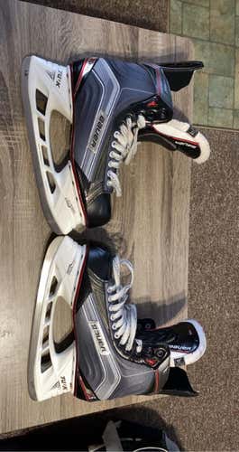 Senior Bauer Vapor X700 Size 11 Hockey Skates
