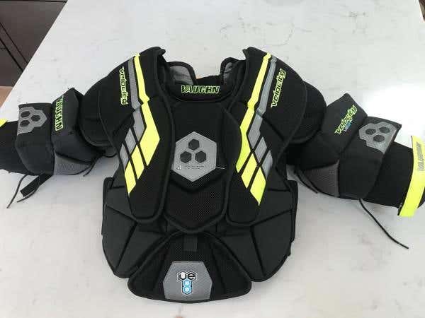 Used Intermediate Large Vaughn Velocity VE8 Int Goalie Chest Protector - LIKE NEW