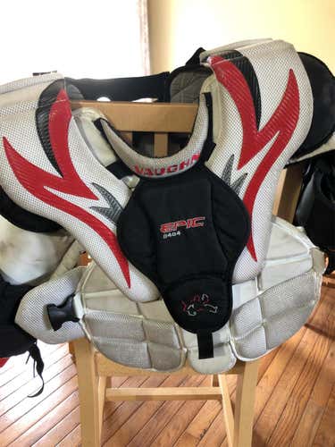 Junior Medium Vaughn Epic 8400  Goalie Chest Protector