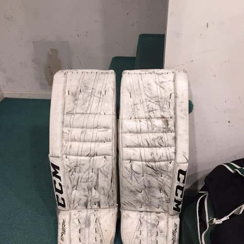 Need Gone Now White Used 34" CCM Extreme Flex II 760 Goalie Leg Pads Or Best Offer