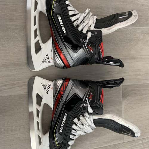 Senior Bauer 2X Pro Extra Wide Width Pro Stock Size 6.5 Hockey Skates