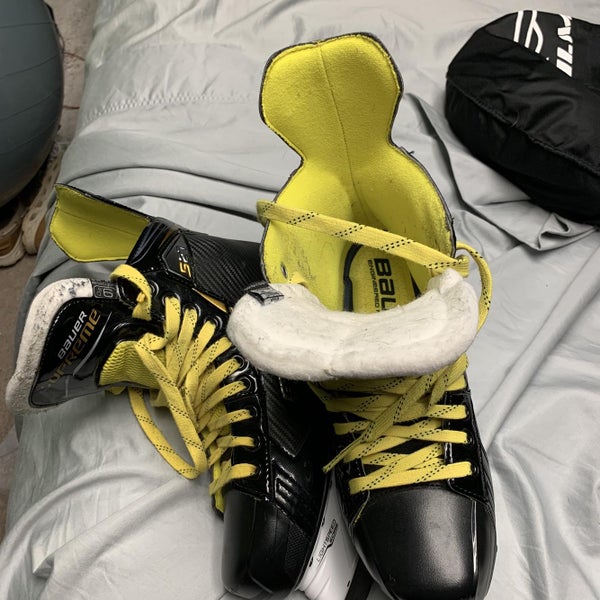 Senior Bauer Supreme S27 Regular Width Size 9.5 Hockey Skates