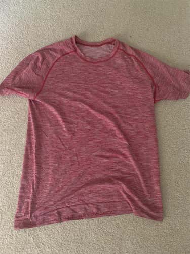 Red Men's Medium Lululemon Shirt