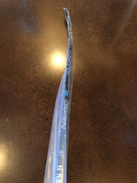 Senior Right Handed Nexus 2N Pro Mid Pattern Pro Stock Hockey Stick