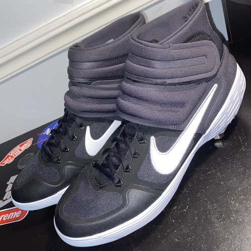 MENS Nike Cleats Size 12