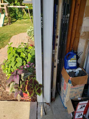 Used Senior CCM Right Handed RibCor Trigger ASY Hockey Stick Mid Pattern Pro Stock