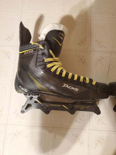 Used Senior CCM tacks Inline Skates Regular Width Size 12