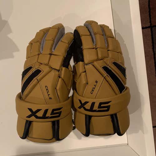 LTD EDITION RETRO HOPKINS GLOVES