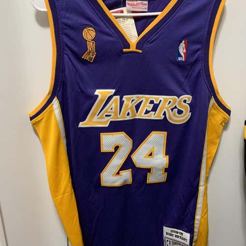 Kobe Bryant Jersey