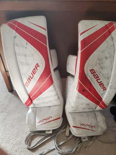 Used Junior 29" Bauer Vapor Goalie Leg Pads