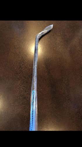 Senior Right Handed Nexus 2N Pro Mid Pattern Pro Stock Hockey Stick