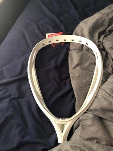 New Goalie Warrior Unstrung Nemesis Lyte Head
