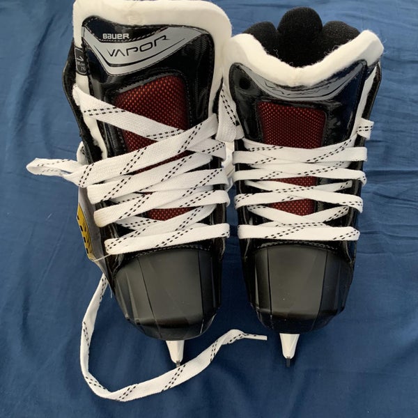 Junior Bauer Vapor X700 Extra Wide Width Size 1.5 Hockey Goalie Skates