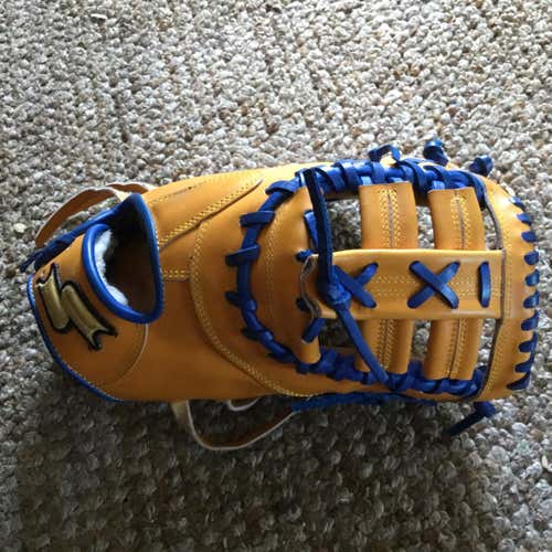 Used High School/College SSK Right Hand Throw First Base Baseball Glove 12.5"