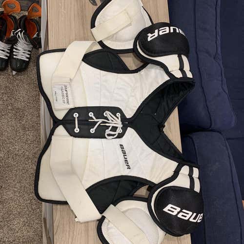 Senior Extra Large Bauer Supreme Classic  Shoulder Pads