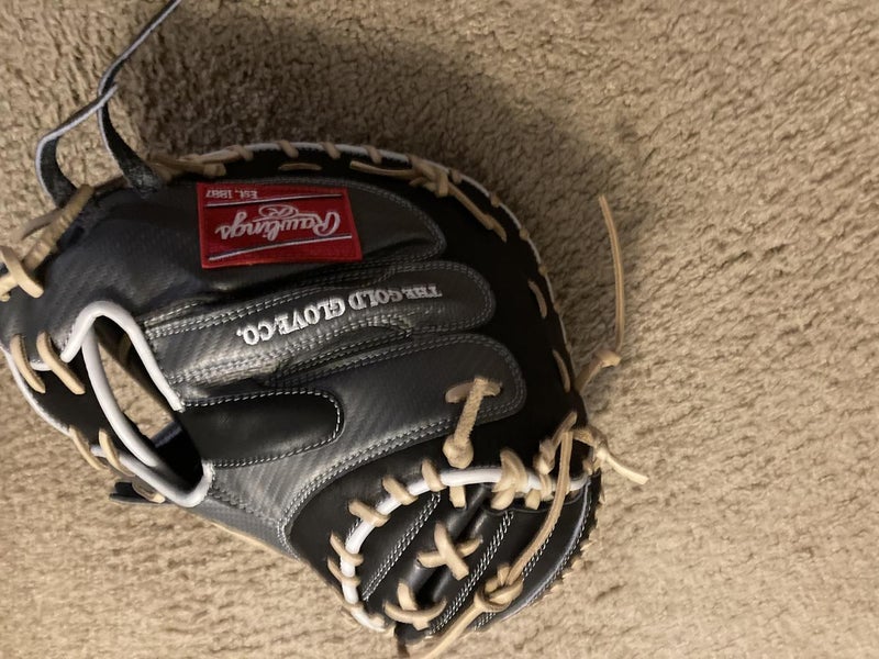 Like new Rawlings Right Hand Throw Catcher's Heart of the Hide Baseball Glove 34"