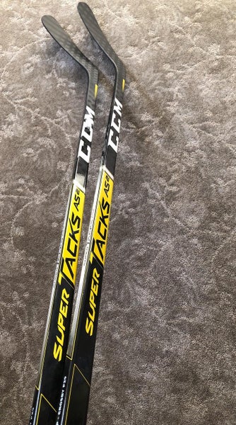 Brand New 2 Pack Retail Super tacks AS2 L85 P29 Senior Hockey Sticks