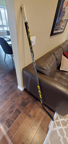 Used Intermediate CCM Left Hand Tacks 4052 Hockey Stick P46