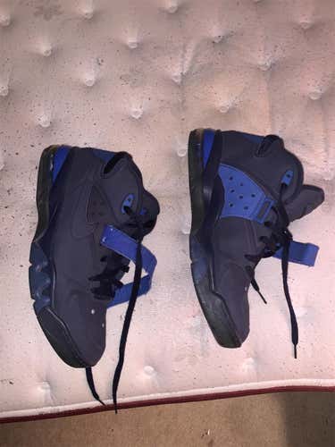 Men's Size 11 Air Force Max Nike Shoes