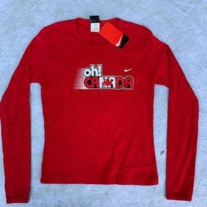 Team Canada Red New Adult Woman Medium Nike Long Sleeve shirt