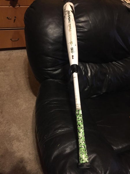 Used High School/College BBCOR Certified DeMarini Voodoo Insane Bat (-3) 30 oz 33"
