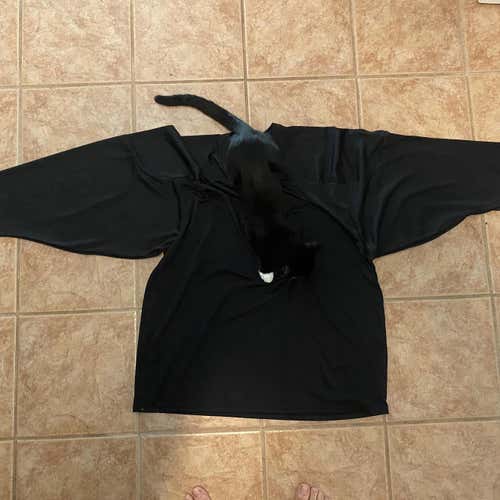 Black Adult Large CCM Jersey